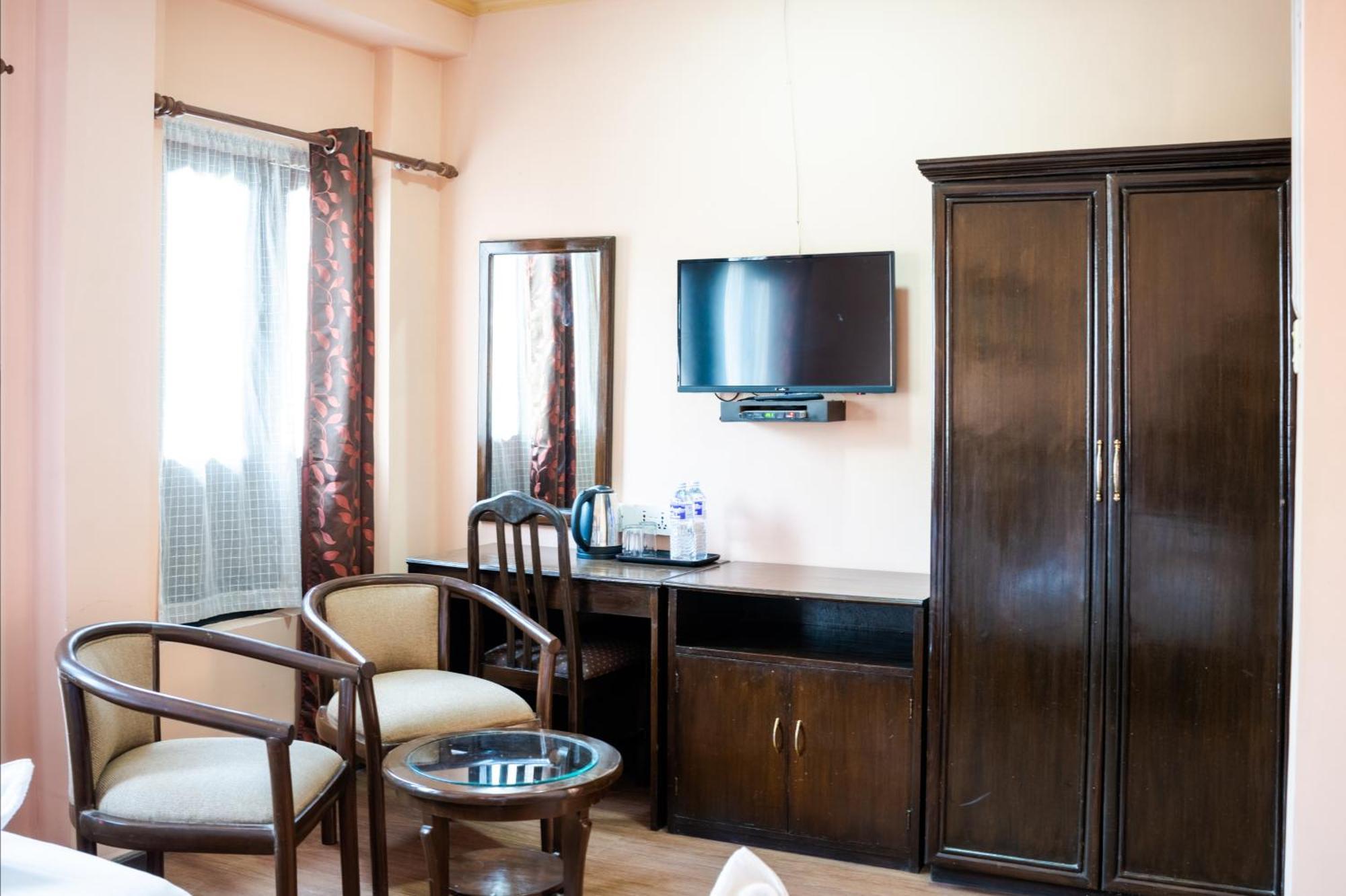 Hotel Namtso Катманду Экстерьер фото