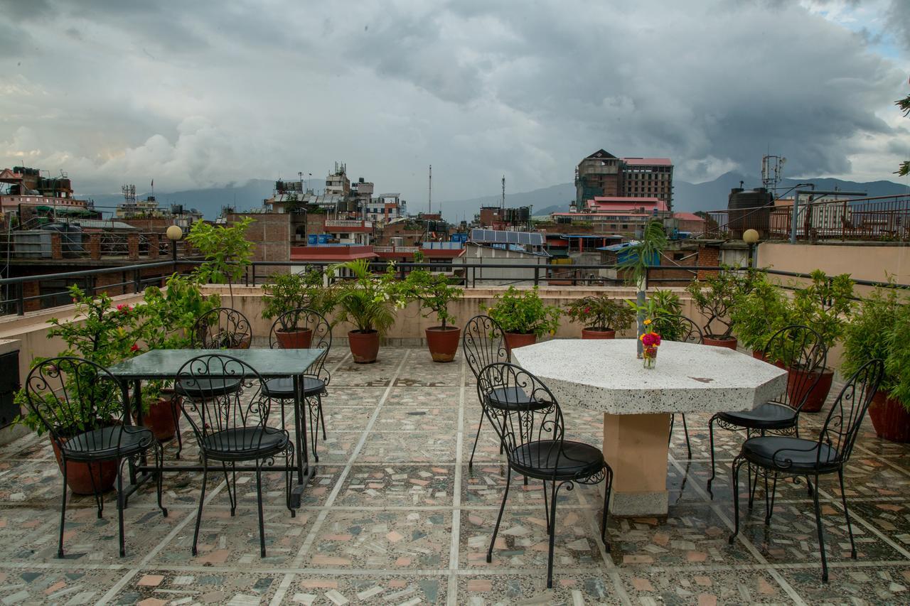 Hotel Namtso Катманду Экстерьер фото