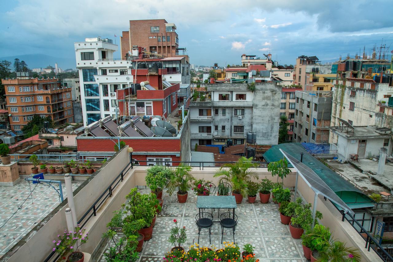 Hotel Namtso Катманду Экстерьер фото